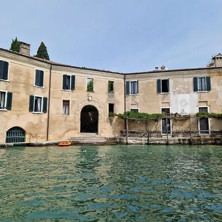 Paradise Garda *
